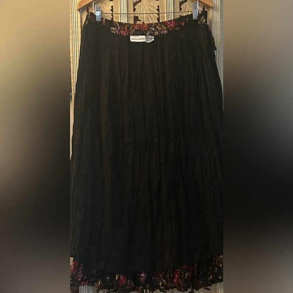 VINTAGE 1990’s COTTAGE CORE Pleated SKIRT Boho PLUM FLORAL ADRIAN JORDAN - Picture 5 of 6